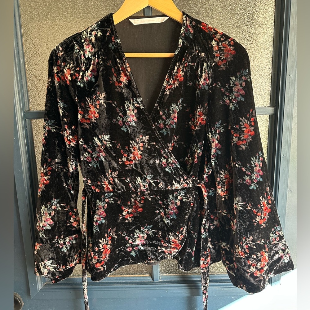 Zara Black Floral Velvet Wrap Blouse